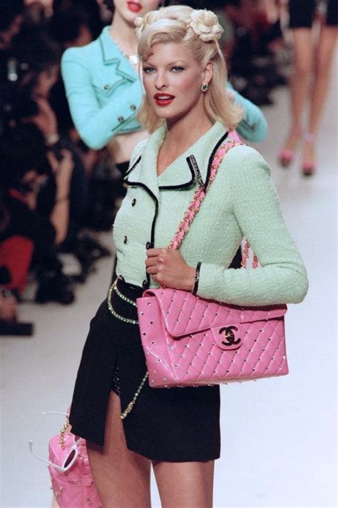 What Chanel’s fashion shows looked like in the ‘90s